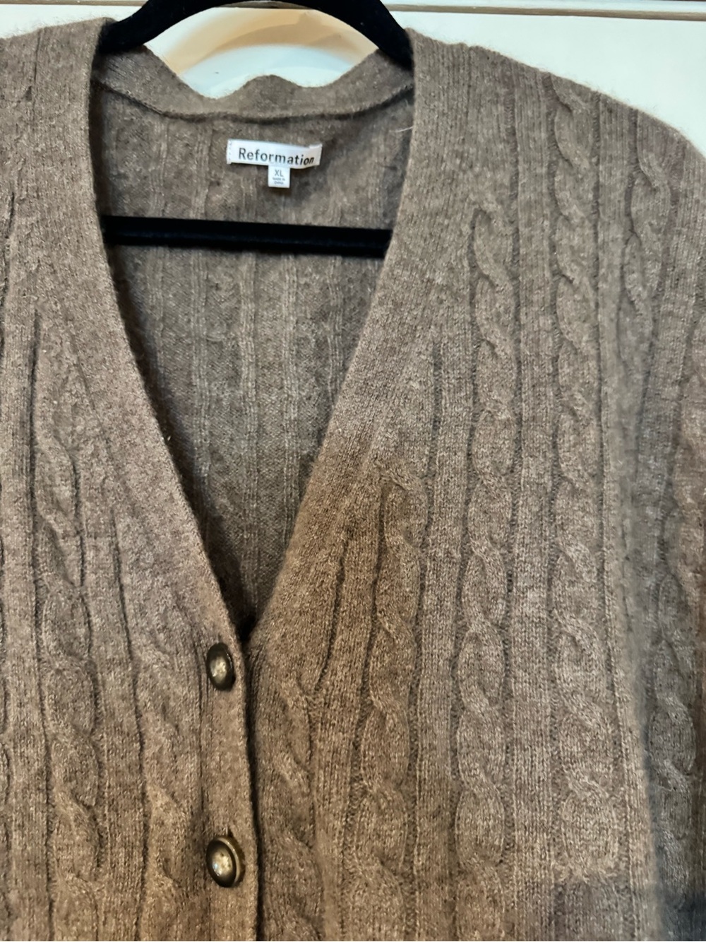 Reformation Cashmere Oversized Brown Cable Knit V-Neck Cardigan Sweater - Picture 5 of 6